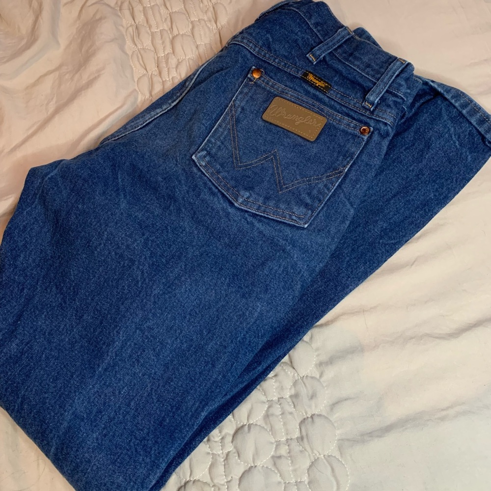 Cowboy cut wranglers. Size 34x32